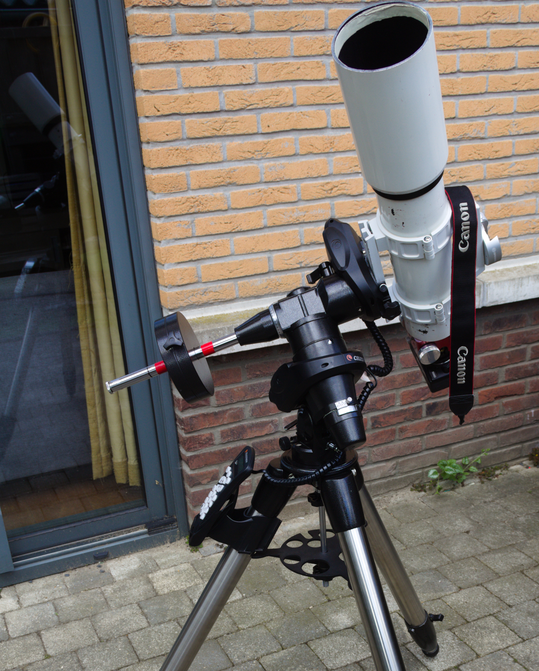 Een D=80 f/7,5 ED refractor.